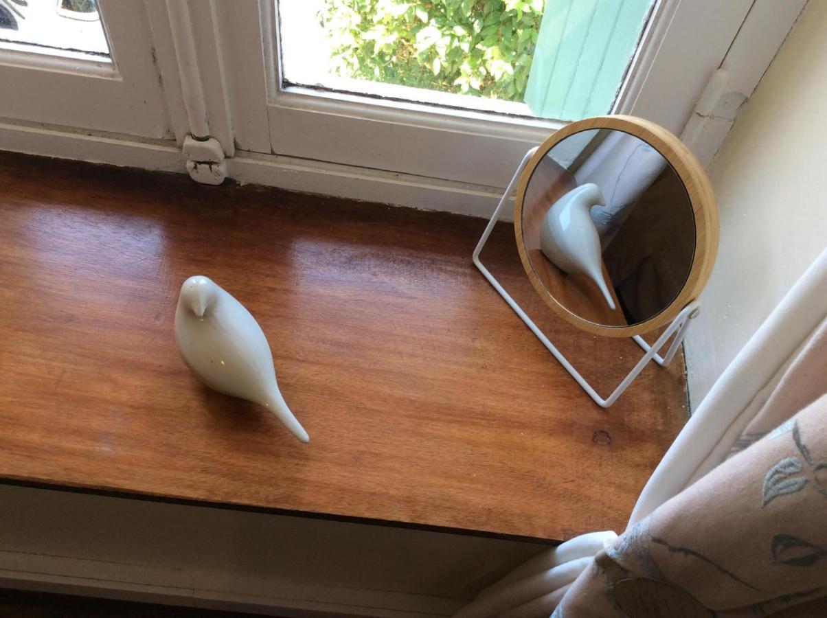 La Maison Muguet Civray  Экстерьер фото